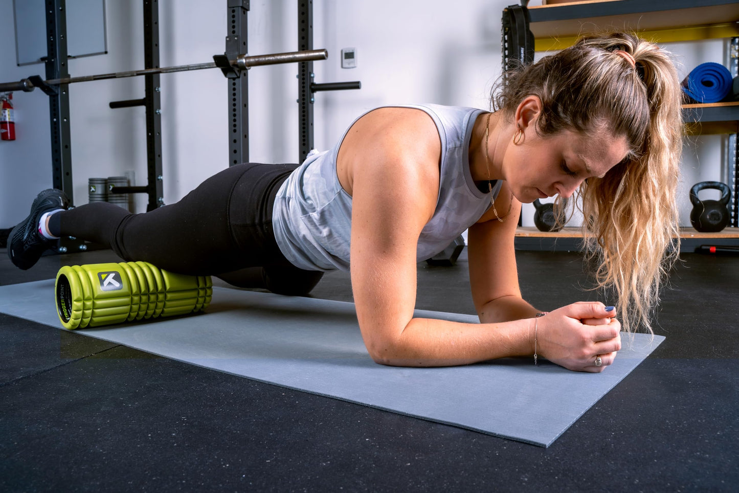 TriggerPoint GRID Foam Roller for Exercise, Deep Tissue Massage and Muscle Recovery, Original (13-Inch)